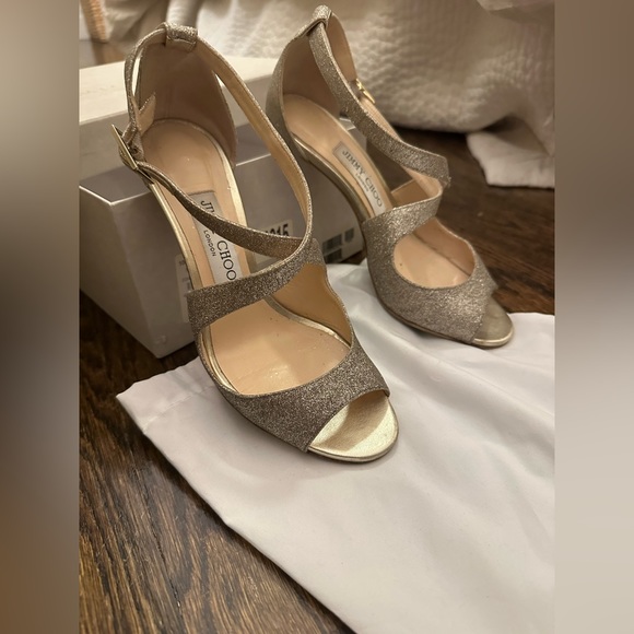 Jimmy Choo gold Emily shoe - Picture 4 of 11